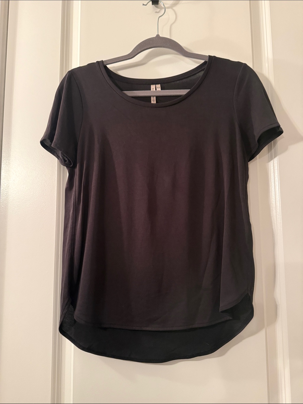 Banana Republic Black Short-Sleeve Scoop Neck Tee Sz Xs